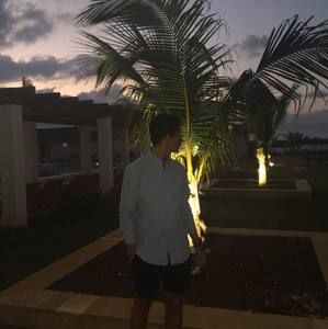 Meet your Posher, Austin